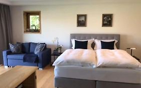 Moderne Alpenwohnung Garten&Natur